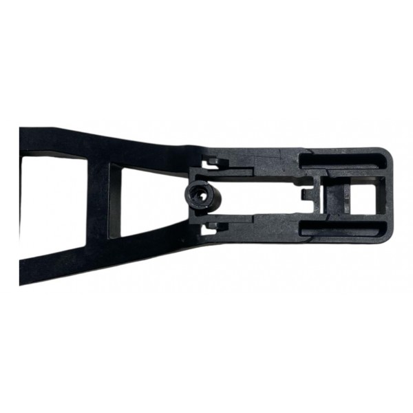 Suporte Maçaneta Externa Dianteira Esquerda Focus 2009 2013 Preto