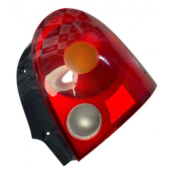 Lanterna Chery Qq Traseira Direita 2014 2015 2016 Direito/passageiro Vermelho