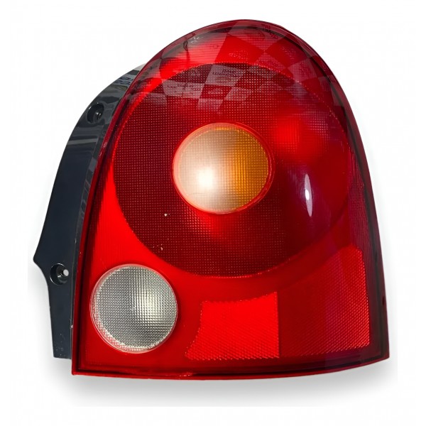 Lanterna Chery Qq Traseira Direita 2014 2015 2016 Direito/passageiro Vermelho