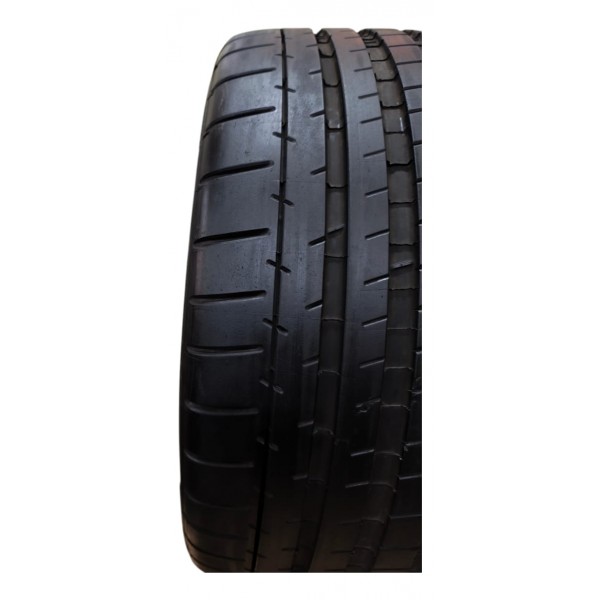Pneu Michelin 235 35 R19 Piloto Super Sport