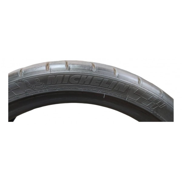 Pneu Michelin 235 35 R19 Piloto Super Sport Aro 19