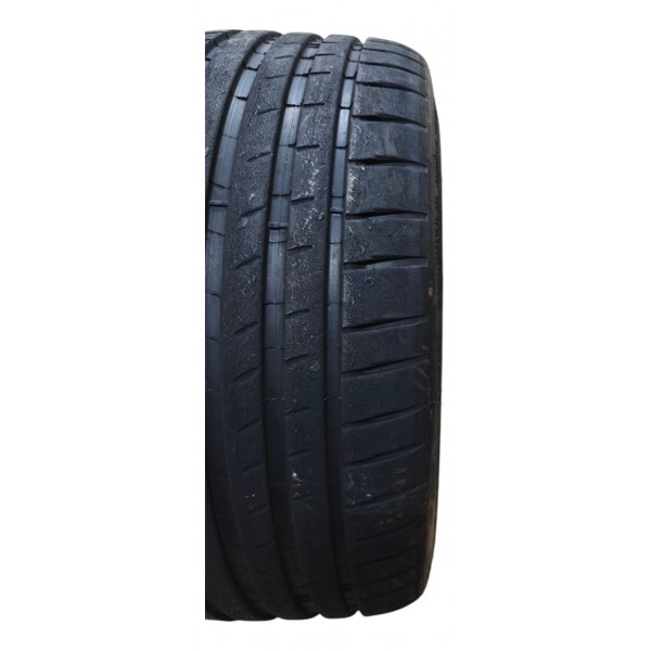 Pneu Michelin Aro 20 245/35 Zr20 95y Xl Pilot Sport 4 S Mo1 A1