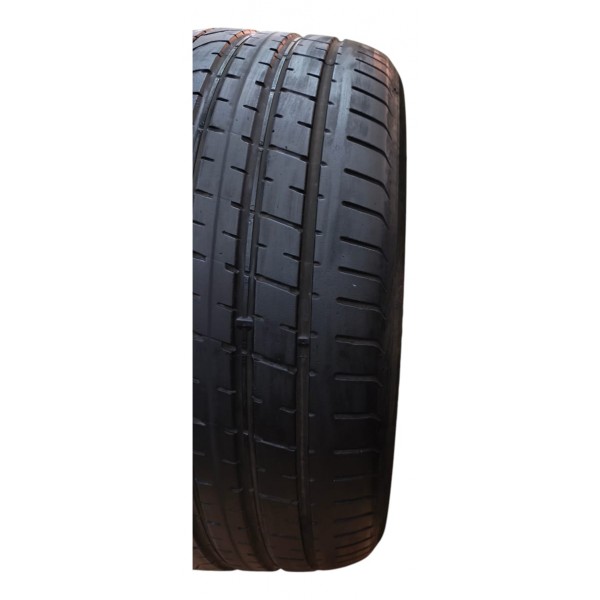 Pneu Pirelli 265 40 R21 P-zero