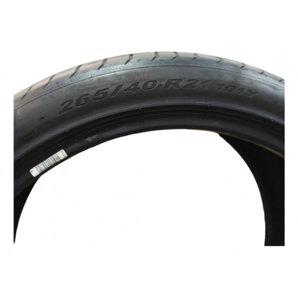 Pneu Pirelli 265 40 R21 P-zero