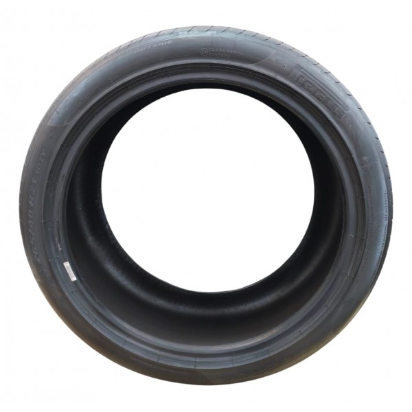 Pneu Pirelli 265 40 R21 P-zero
