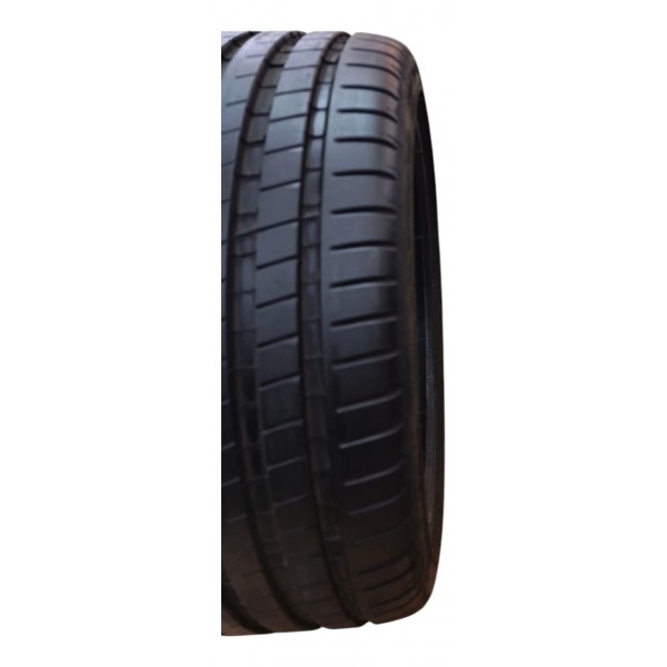 Pneu Michelin 235 35 R19 Piloto Super Sport Original A1
