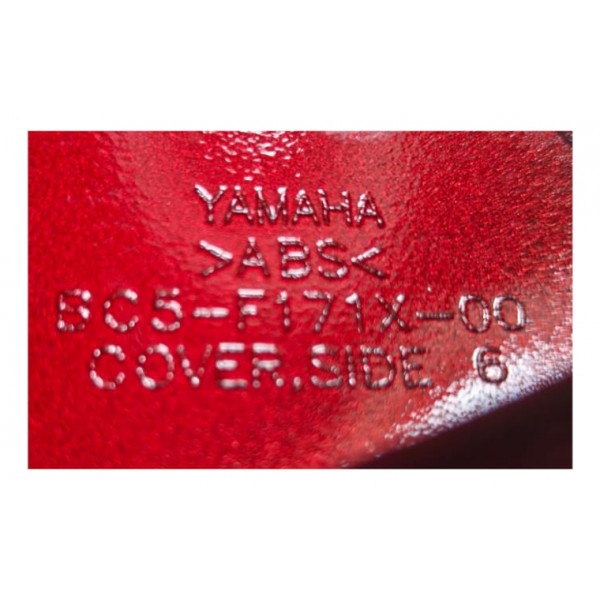 Carenagem Rabeta Direita Yamaha Fazer 250 2019 A 2022 Orig Vermelho