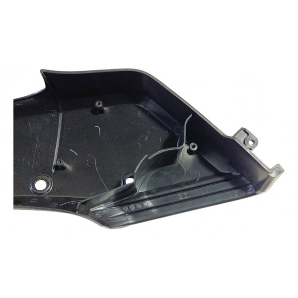 Acabamento Tampa Filtro Ar Yamaha Xmax 250 Detalhe