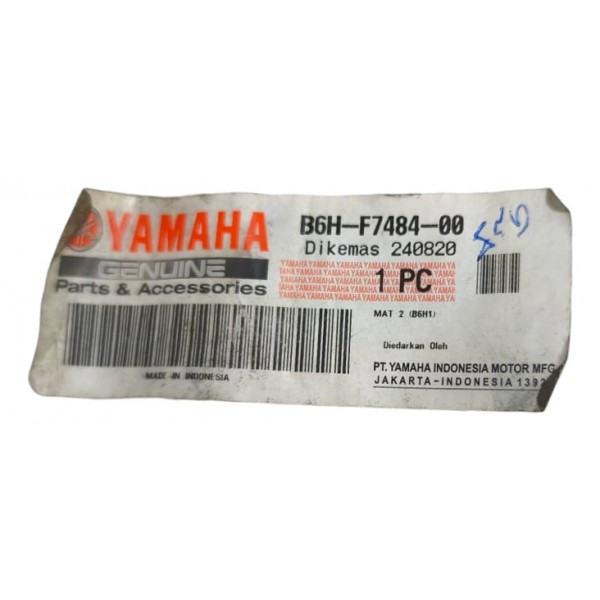 Borracha Apoio Pés Direito Yamaha Nmax 125 2021 A 2024 Origi Preto