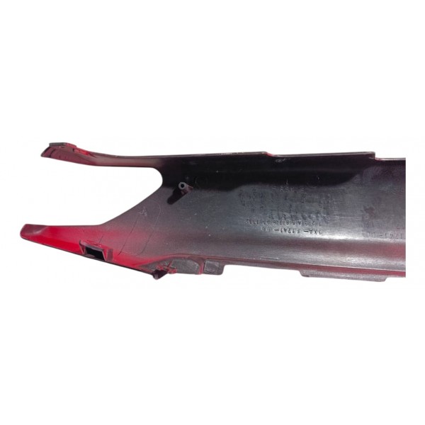 Tampa Lateral Direita Vermelha Crypton T105 Detalhe