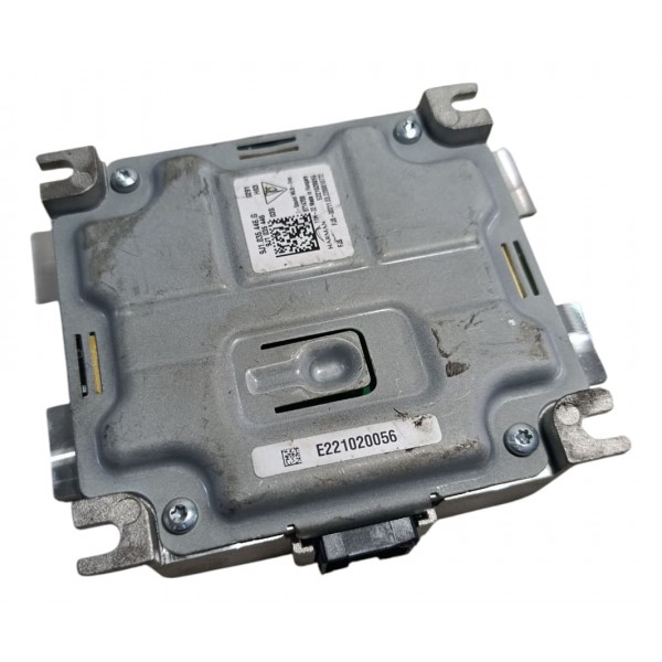 Modulo Amplificador Som Original Porsche Taycan 2021 2024 Prateado