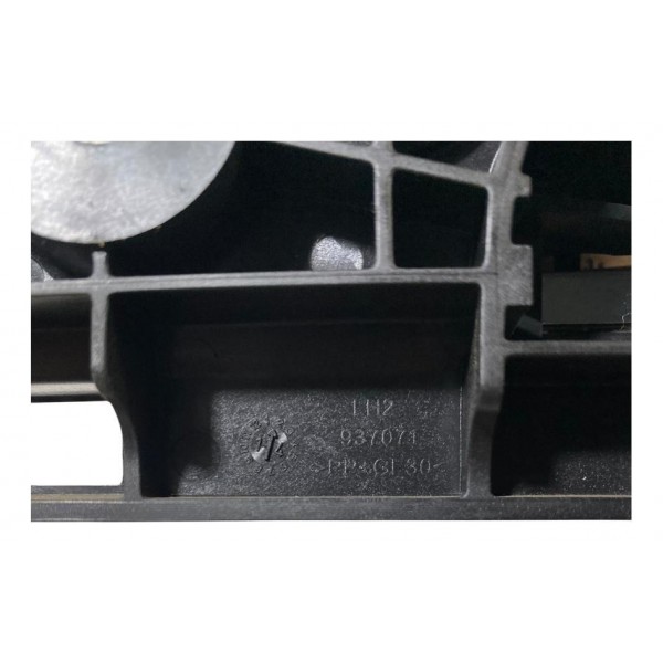 Maçaneta Interna Fiat Freemont Porta Traseira Esquerdo 2014 Preto Traseira