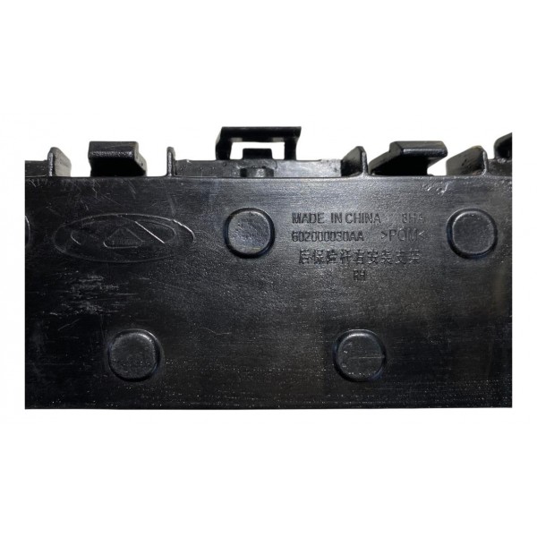 Guia Parachoques Chery Tiggo 8 Traseiro Direito 2025