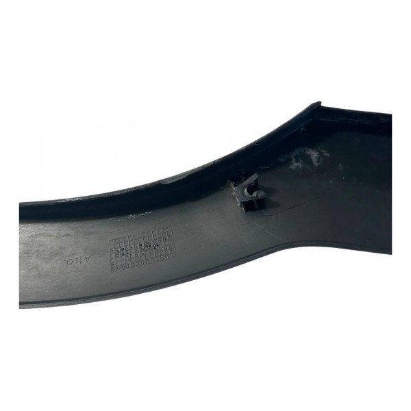 Moldura Friso Roda Zafira Traseira Esquerda 2011 Detalhe