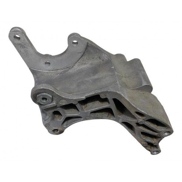 Suporte Bomba Hidráulica Fiat Freemont 2012 /2016 04891593aa