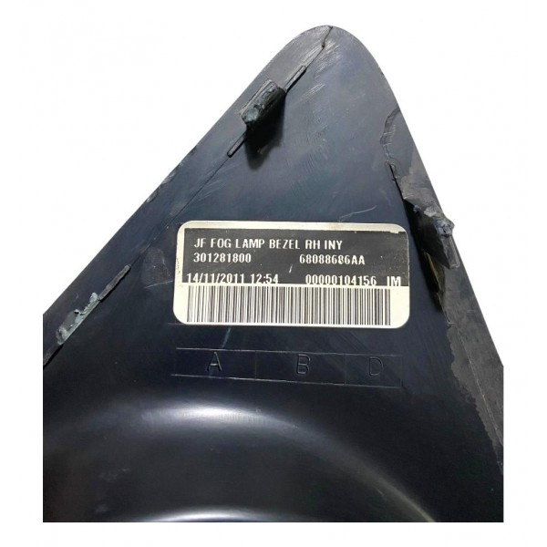 Moldura Farol Milha Freemont Dianteiro Direito 2011 2016