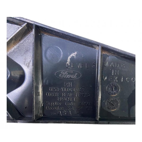 Guia Pára-choque Ford Fusion Traseiro Direito 2006 A 2009