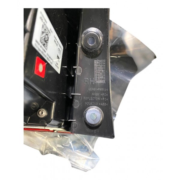 Lanterna Traseira Direita Original Chery Arrizo 6 2022 À 24 Direito/passageiro Vermelho