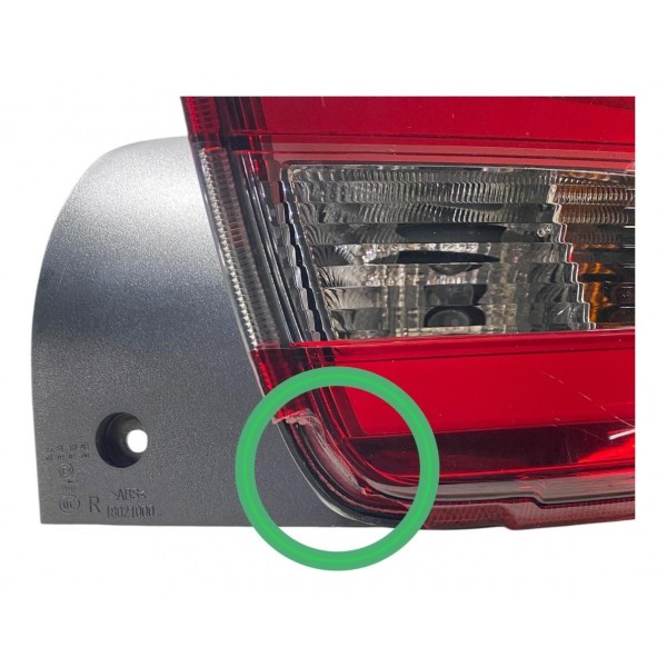 Lanterna Chery Tiggo Traseira Lado Direito Orig J694433020 Direito/passageiro Vermelho