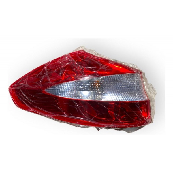 Lanterna Chery Celer Tras 2012 2015 Hatch Com Soquete Orig Esquerdo/motorista Vermelho