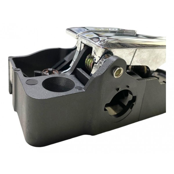 Maçaneta Traseira Motorista Fusion 2006 A 2009 6e5z5422601b Traseira