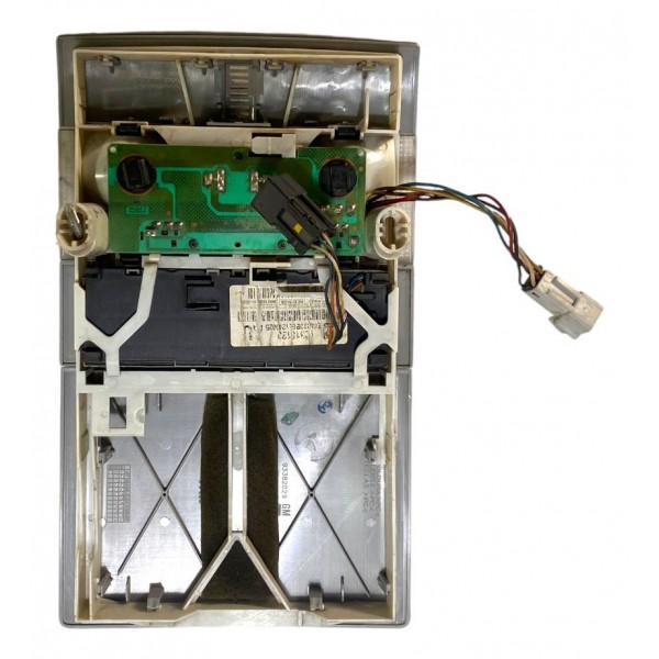 Luz De Teto Cortesia Chevrolet Vectra 2007 A 2011 93318123