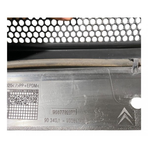 Churrasqueira Parabrisa C4 Picasso Direito 2010 9687792077 Preto Fosco