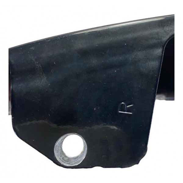 Acabamento Inferior Da Lanterna Gm Captiva V6 Direita 2009