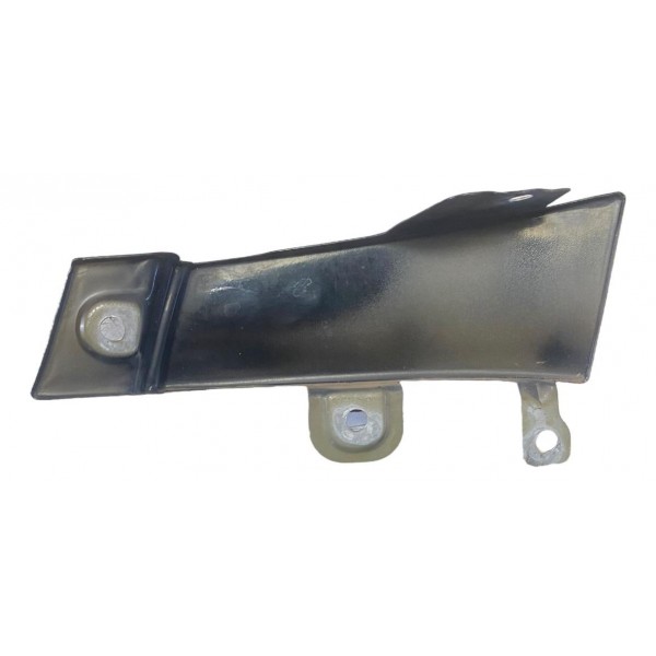 Acabamento Inferior Da Lanterna Esquerda Gm Captiva V6 2009