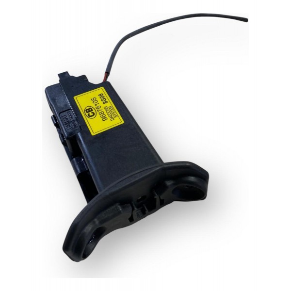 Motor Trava Portinhola Tanque Gm Captiva 3.6 2009 96876105