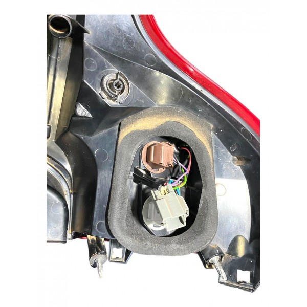 Lanterna Volvo Xc60 Traseira Lateral Esquerda 2010 89075216 Esquerdo/motorista Vermelho