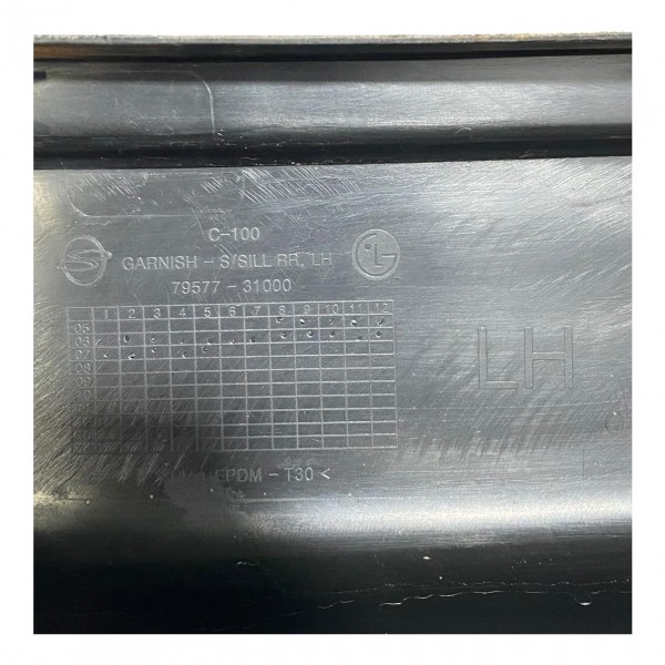 Spoiler Caixa De Ar Ssangyong Kyron Tras Esquerda 7957731000 Preto
