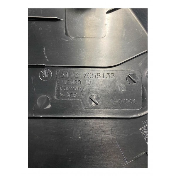 Acabamento Inferior Bmw 118i 120i Lado Motorista Preto