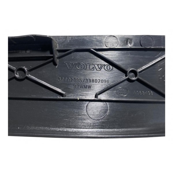 Acabamento Soleira Volvo S60 Dianteira Direita 2011 39802095 Preto