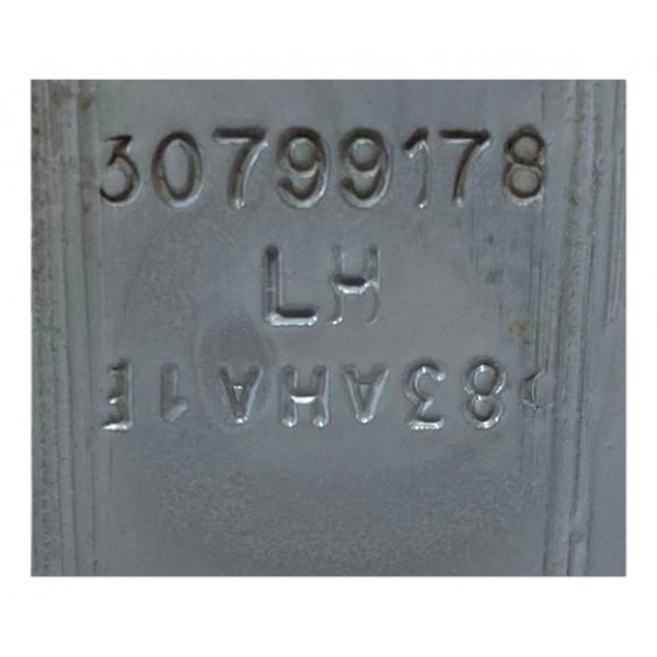 Dobradiça Capô Volvo S60 T5 Dianteiro Esquerdo 2011 30799178