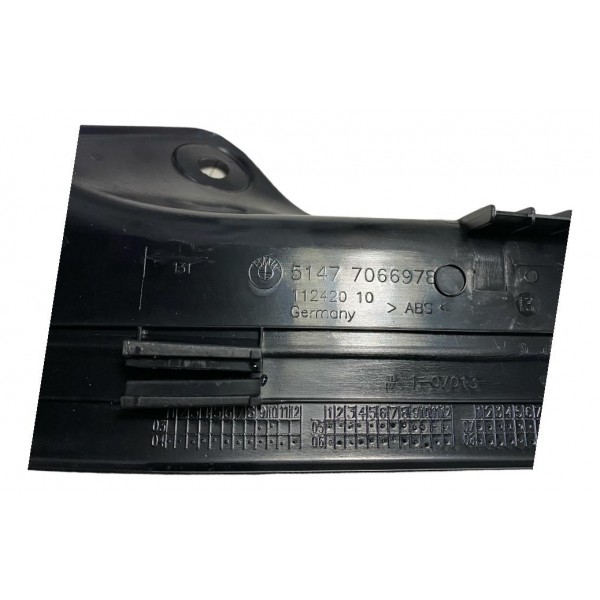 Acabamento Soleira Bmw 118i 120i 320i Traseira Direita 2010 Preto