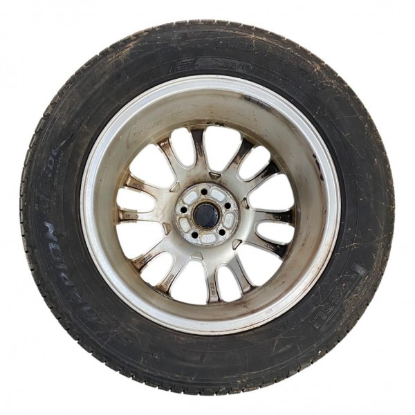 Roda Volvo Xc60 T6 Com Pneu Pirelli Scorpion 235/60 R18 Prateado