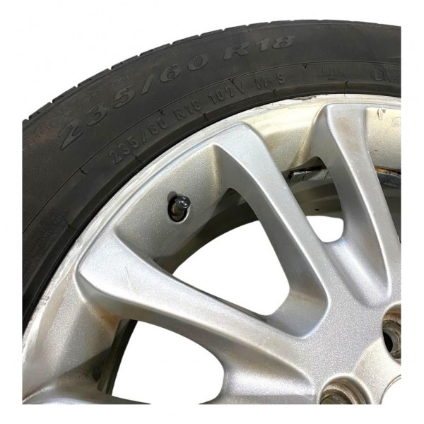 Roda Volvo Xc60 Com Pneu Pirelli Scorpion 235 60 Aro 18 Prateado