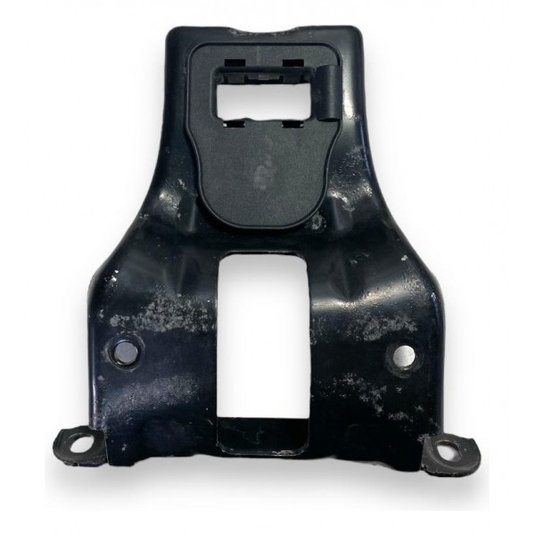 Suporte Trava Do Capô Bmw 118i 120i 2010