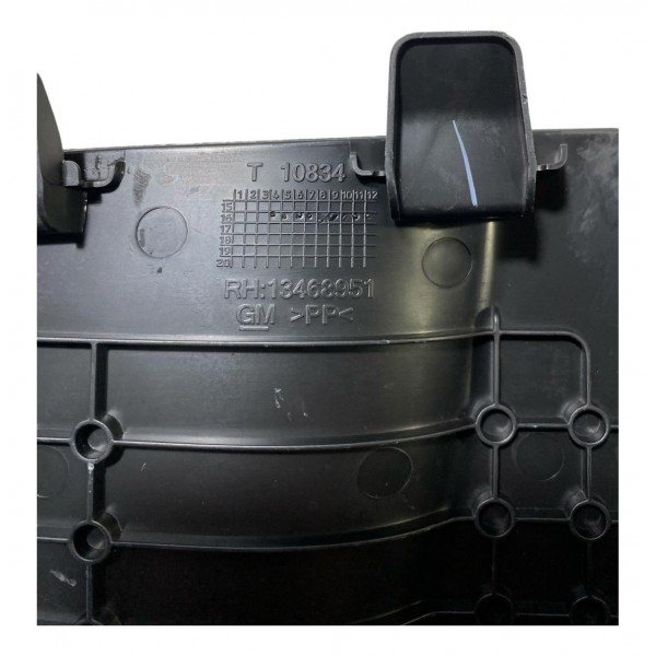 Acabamento Tampa Gm Chevrolet Cruze Traseira Direita 2017 Preto