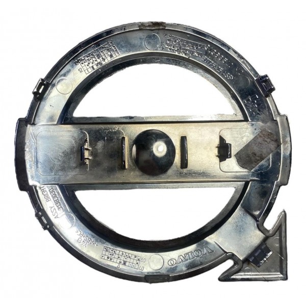 Emblema Grade Volvo Xc60 Dianteira Original 2010 31383030