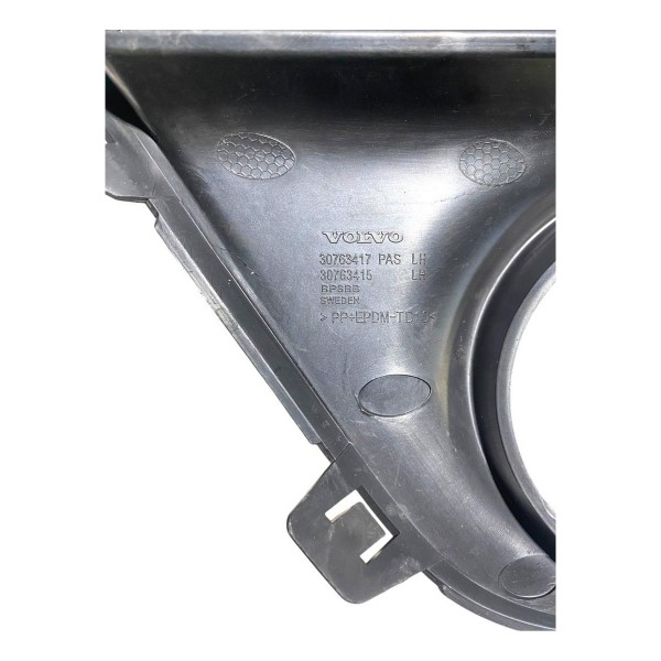 Moldura Farol Milha Volvo Xc60 Esquerda 30763417 Preto