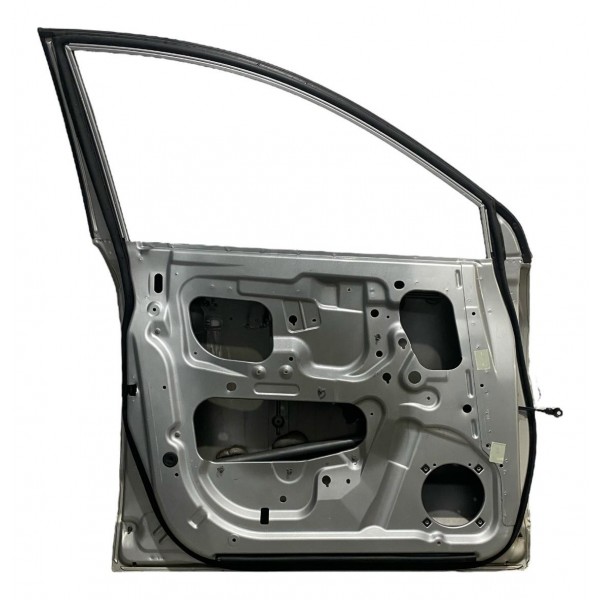 Porta Gm Chevrolet Captiva Prata Dianteira Esquerda Dianteira Esquerda Prateado