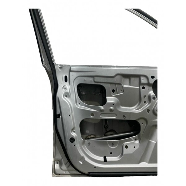 Porta Gm Chevrolet Captiva Prata Dianteira Esquerda Dianteira Esquerda Prateado