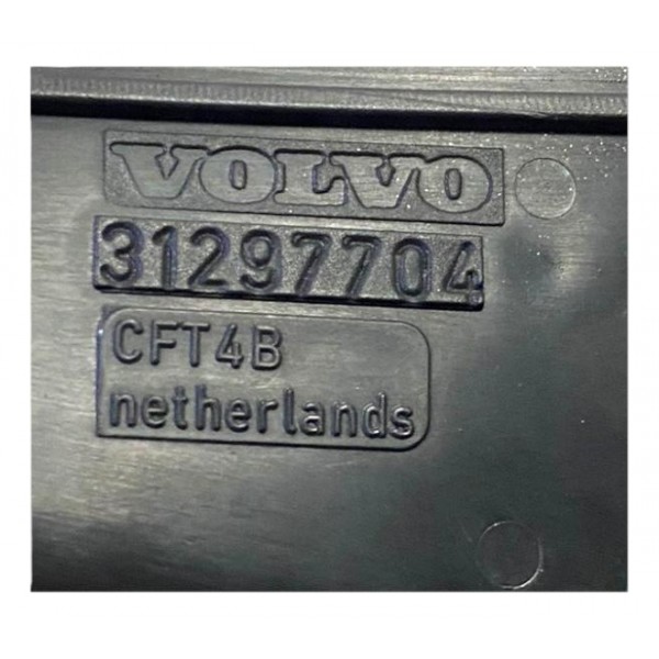 Acabamento Churrasqueira Volvo Xc60 2010 Direito 31297704 Fosco