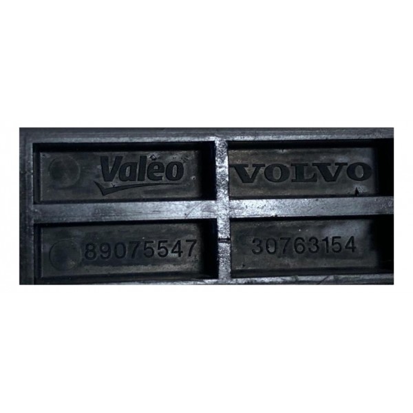 Trava Fixação Farol Volvo Xc60 2010 Original