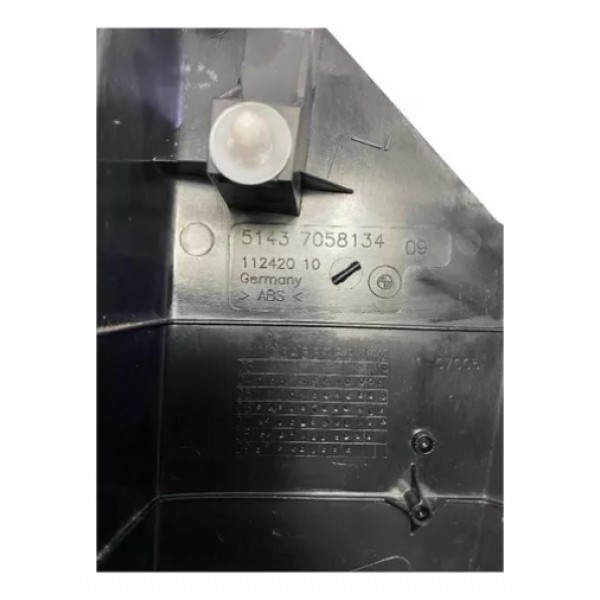 Acabamento Inferior Bmw 118i 120i Direito 07 11 51437058134