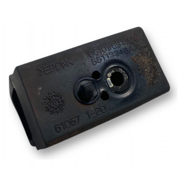 Batente Tampa Fiat Freemont Traseira Esquerda 2013 2.4