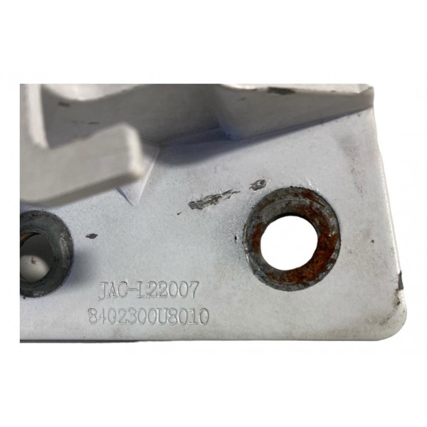 Dobradiça Do Capô  Jac J3 Esquerda 2010 2015 8402300u8010