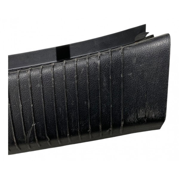 Acabamento Soleira Porta Malas Gm Captiva 2008 2011 96811888 Preto